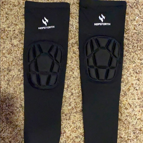 Volleyball/ basketball arm sleeves (2pk) - Picture 1 of 3